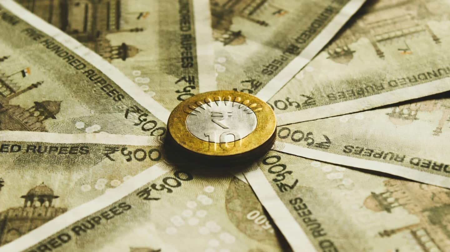 India's foreign exchange reserves rise to $703.3 billion, RBI says