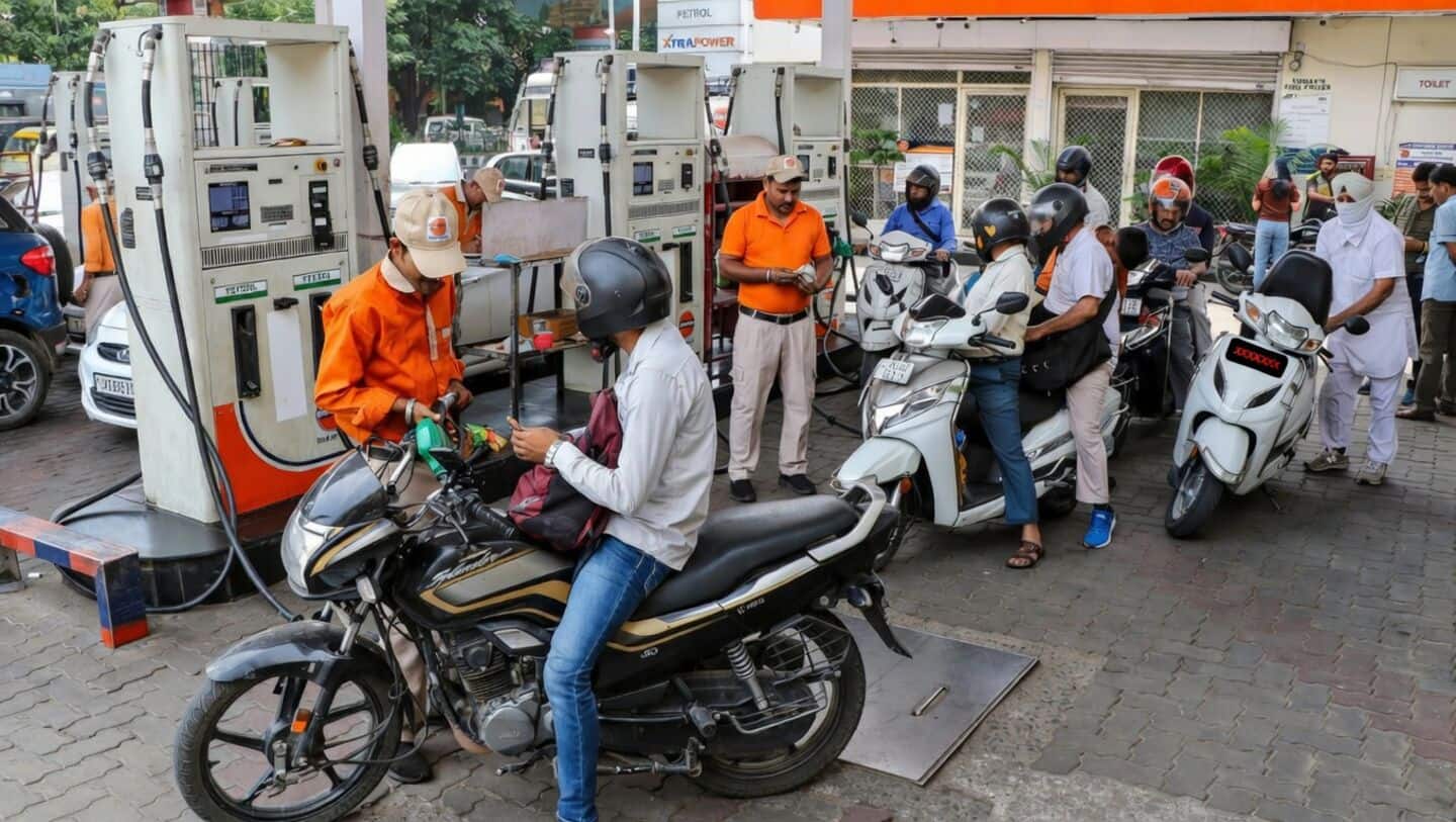 Gasoline and diesel prices rise ₹3 per liter nationwide