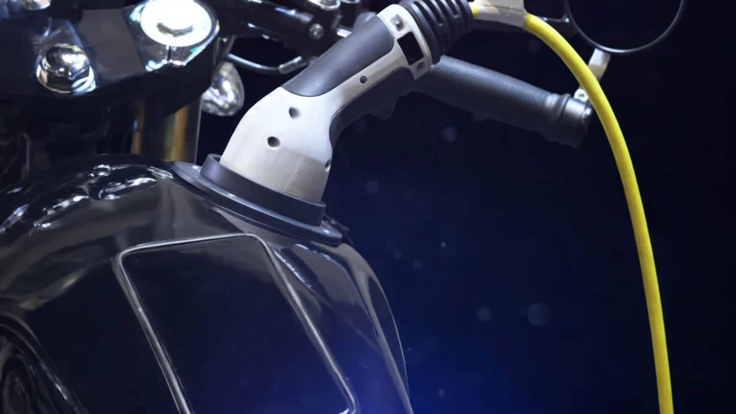 India extends PM e-drive scheme through March 2028 with ₹11,900cr