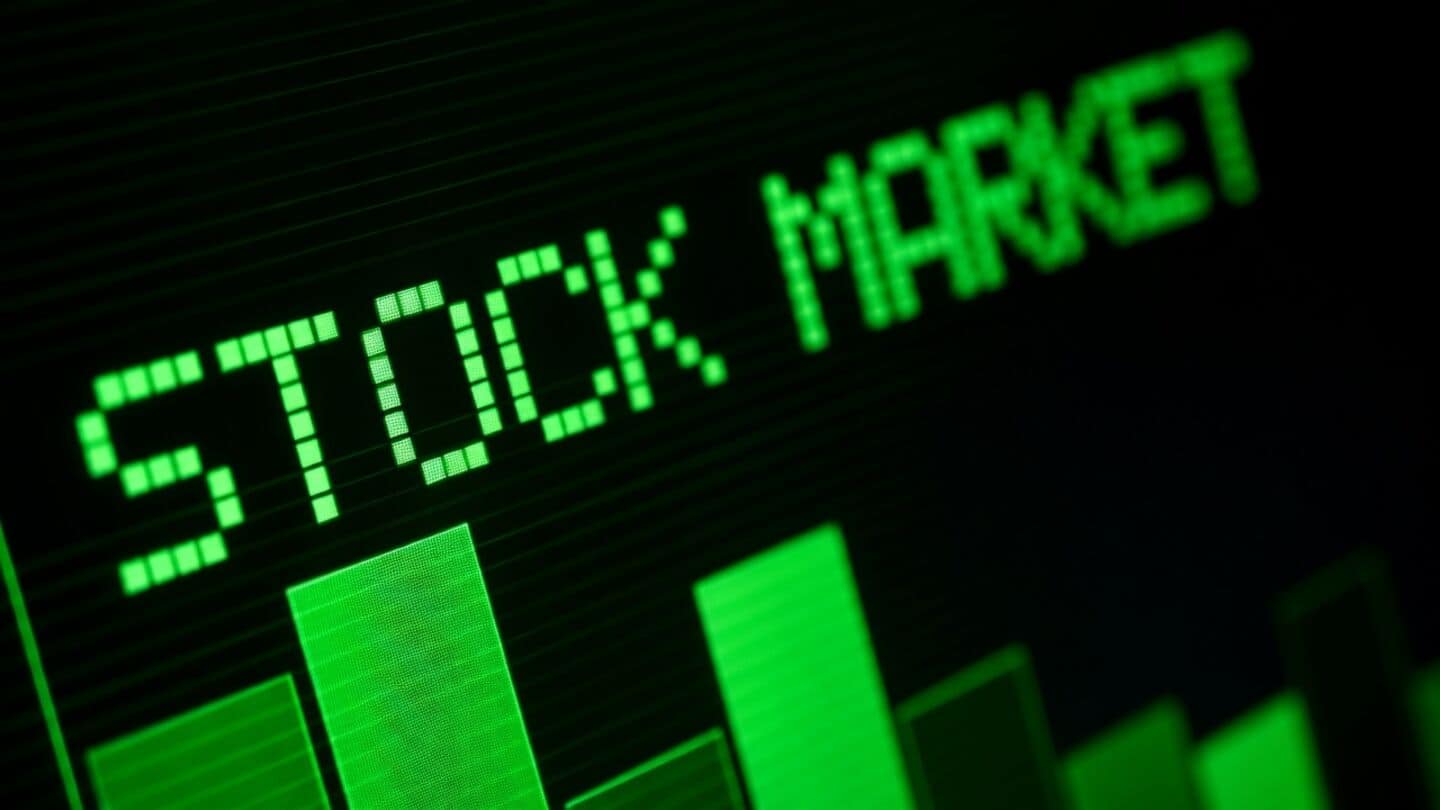 Sensex rises 200.43 points to 72,582.90 on banking, global cues
