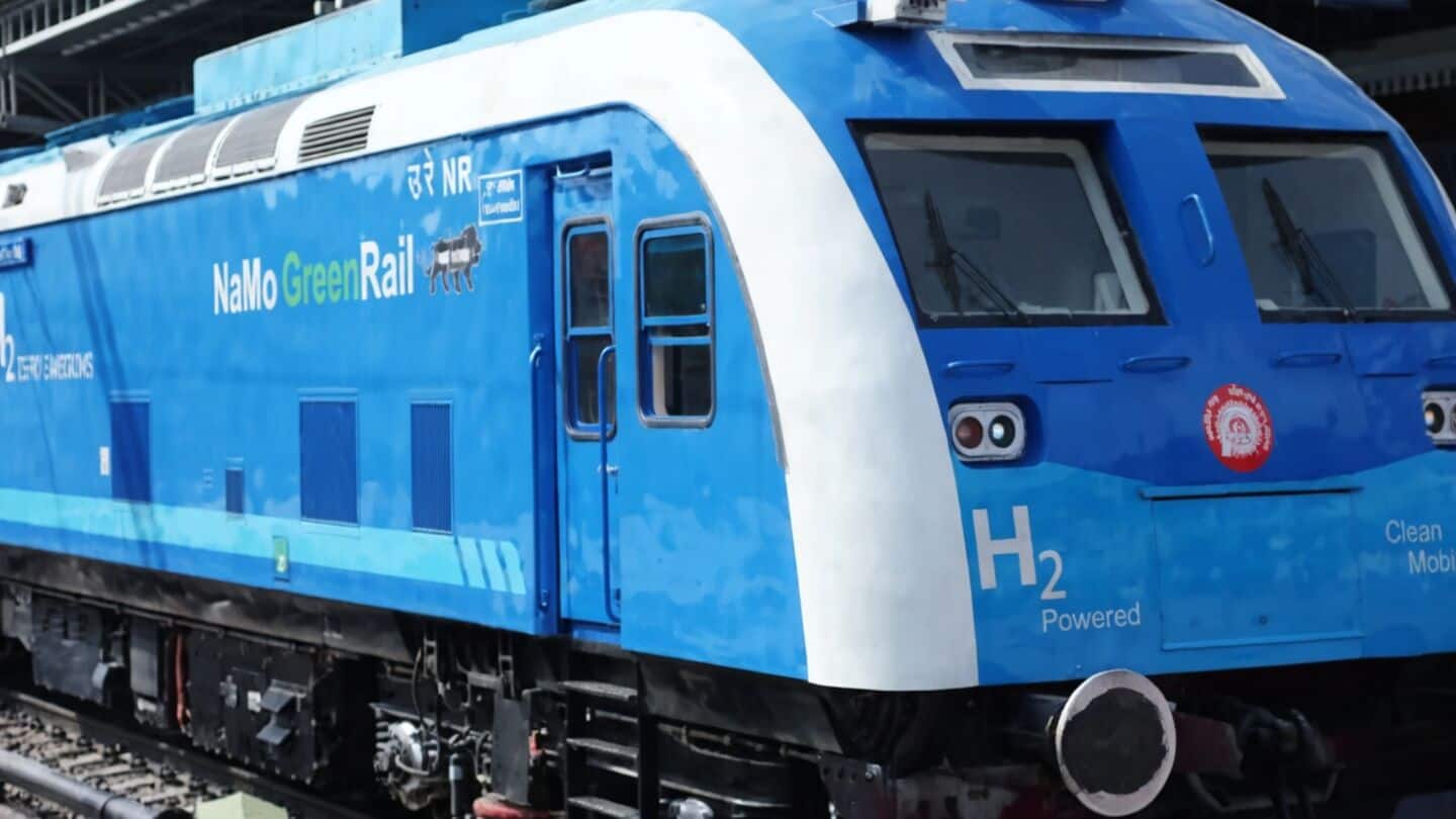 India's fuel-cell train logs 2,492km on Jind-Sonipat pilot