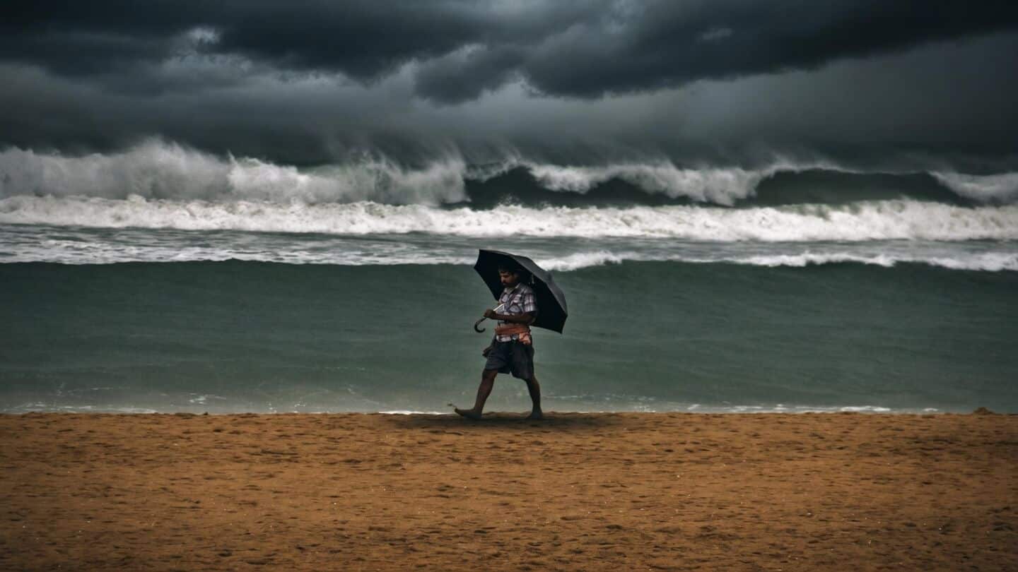 IMD issues yellow alert for Kerala, Tamil Nadu amid storms