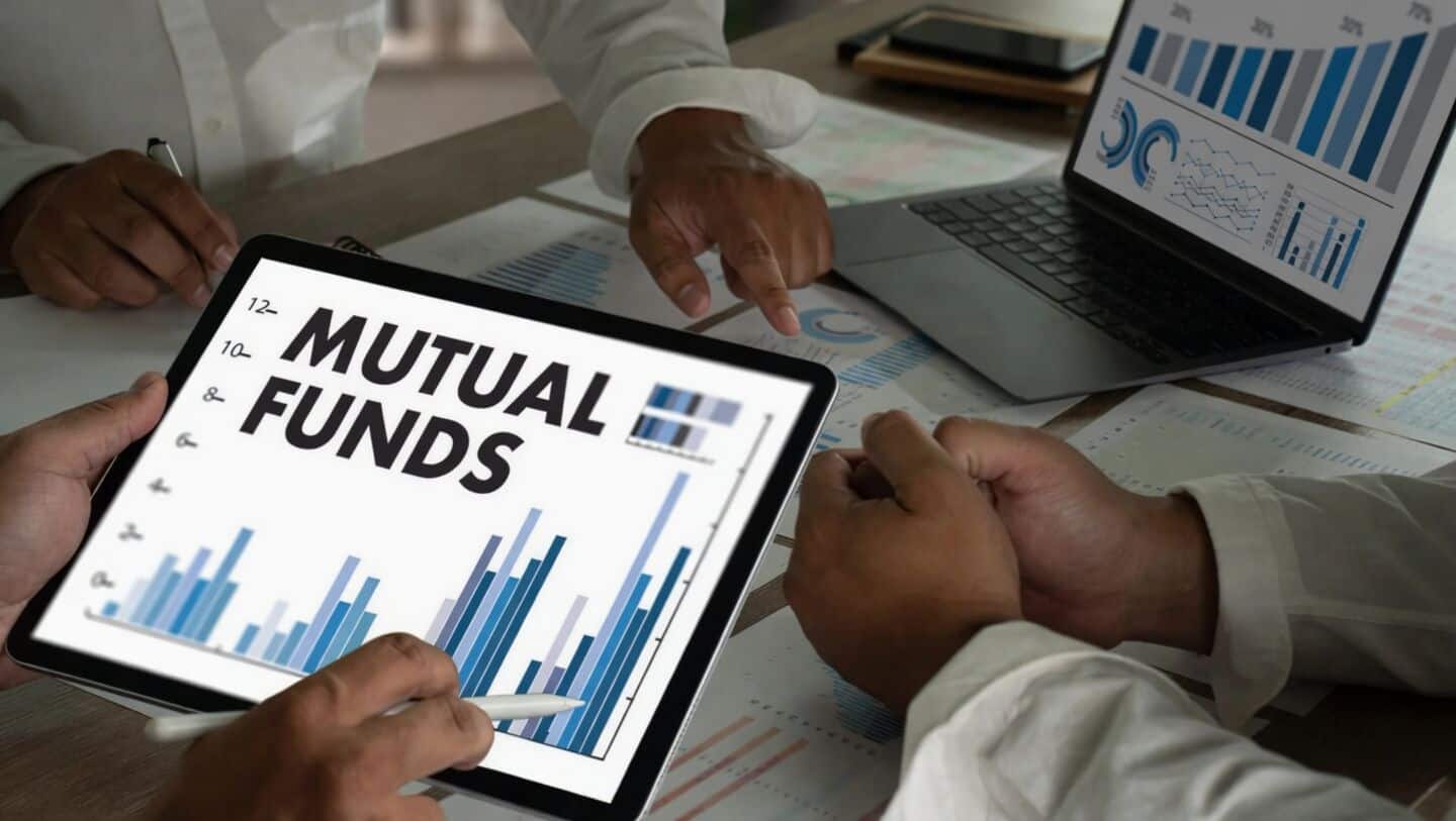 Mutual funds' Indian stock investments jump 58% to 48,247 cr