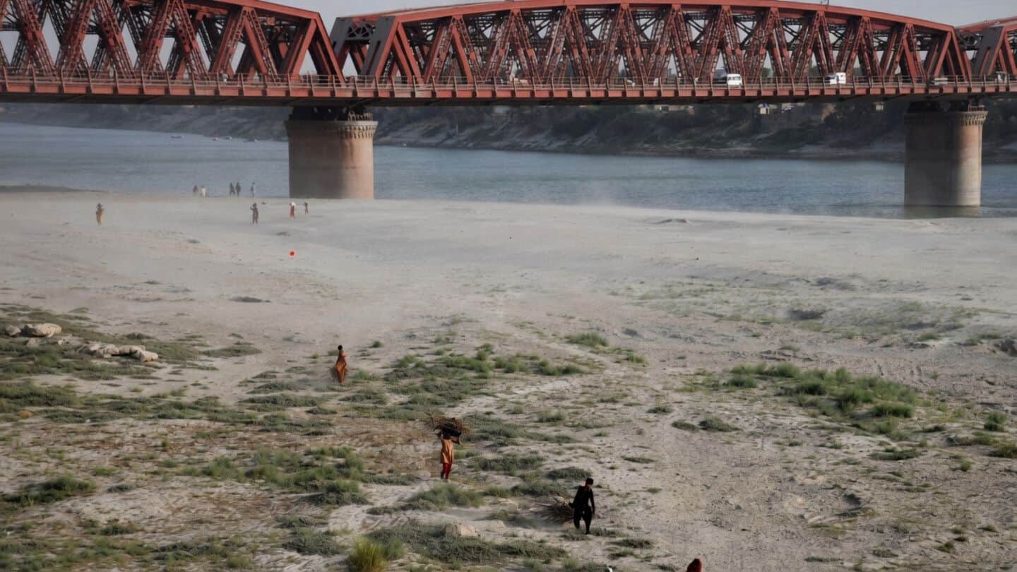 India pauses Indus Waters Treaty until Pakistan acts on terror