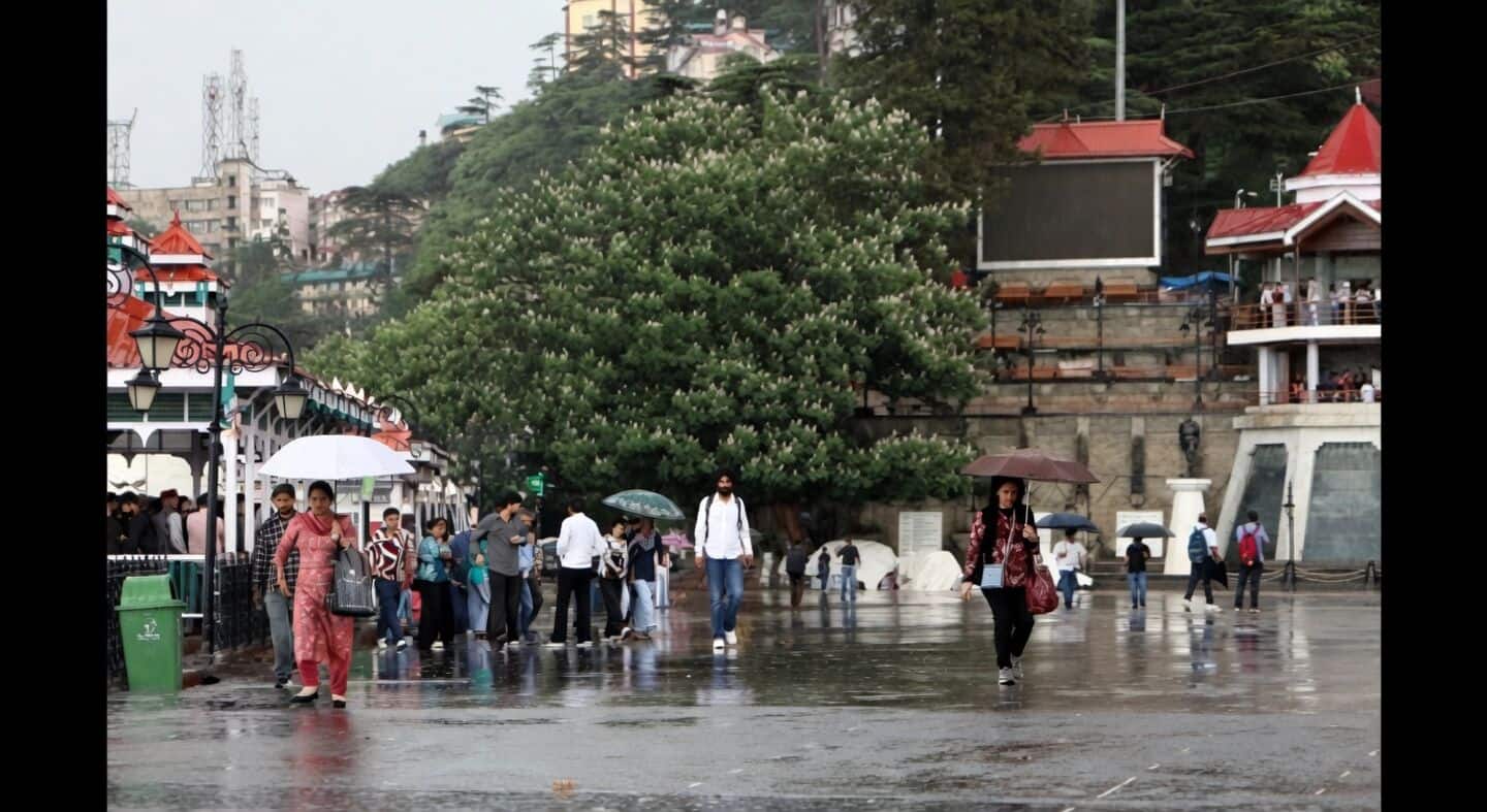 Himachal Pradesh hit by thunderstorms Rohtang snow yellow alert issued