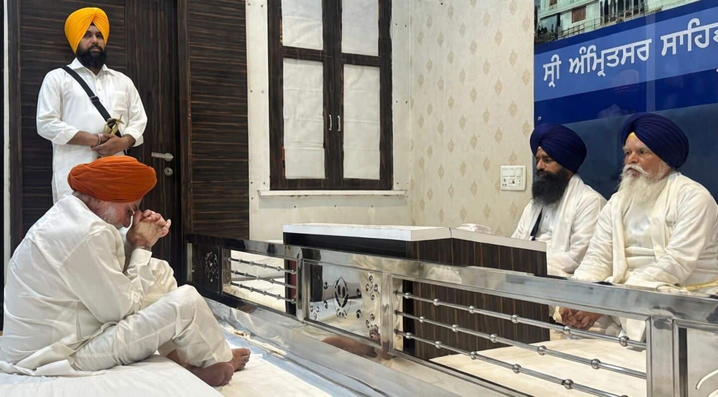 Akal Takht rejects Punjab's anti-sacrilege law, gives 15-day ultimatum