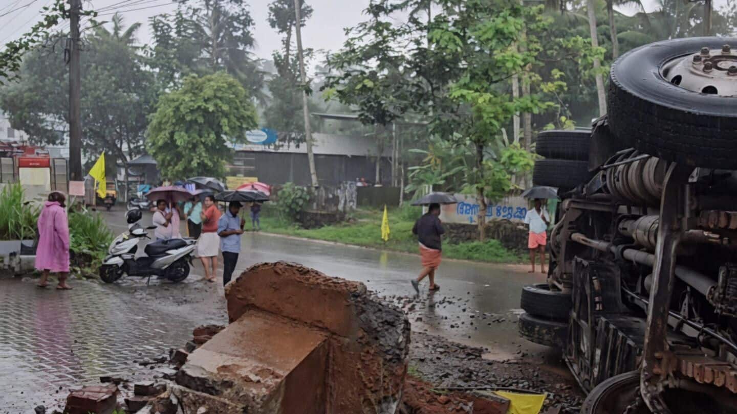 Kerala wedding bus flips at Kakkoor fuel station, 20 injured