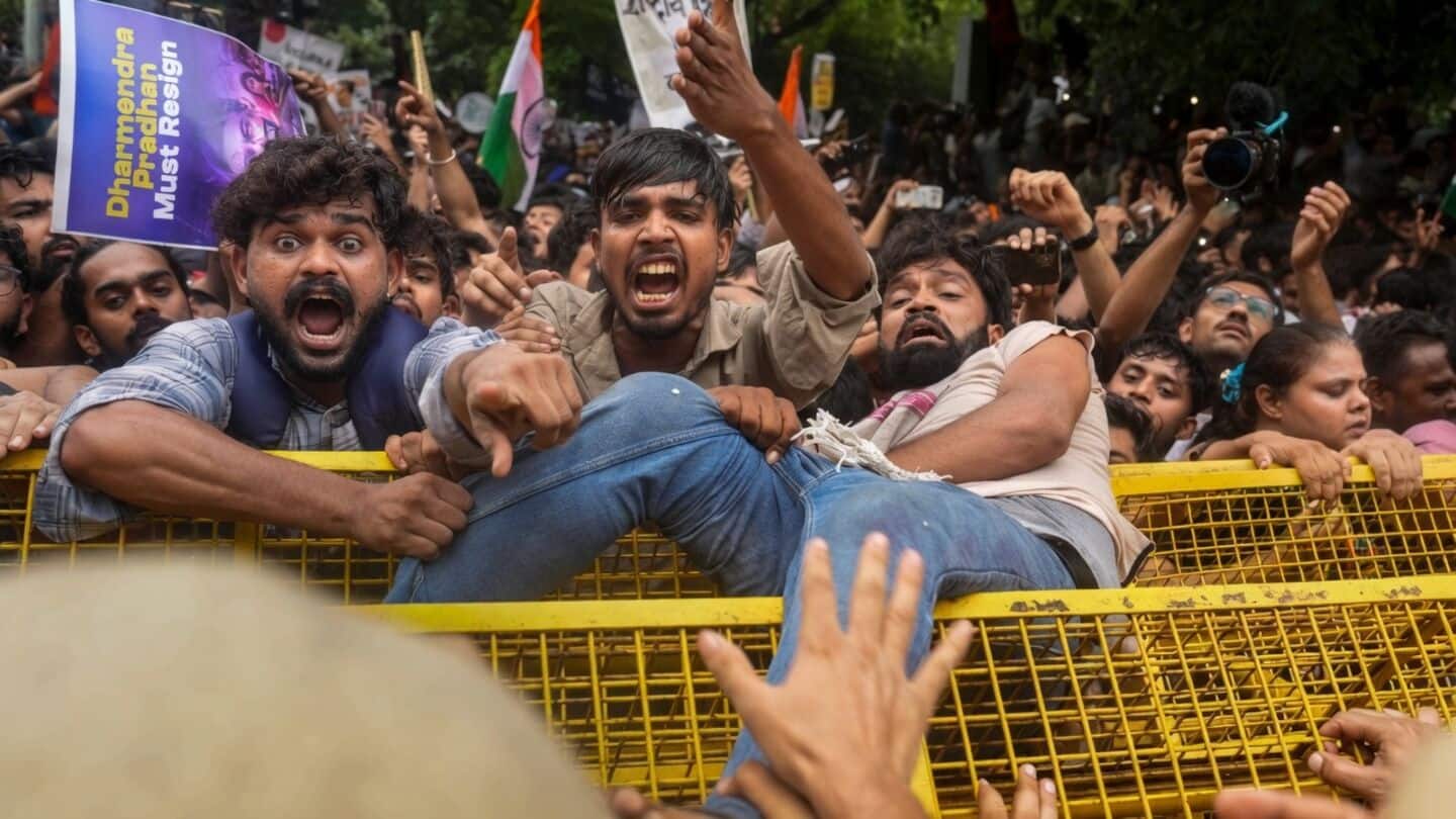 Delhi Police file 4 FIRs after CJP Jantar Mantar protest