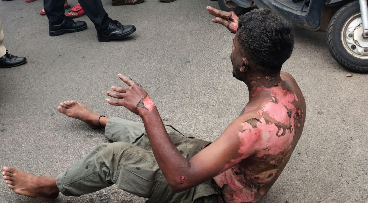 Chandan of Alagodu douses himself in gasoline outside Mysuru college