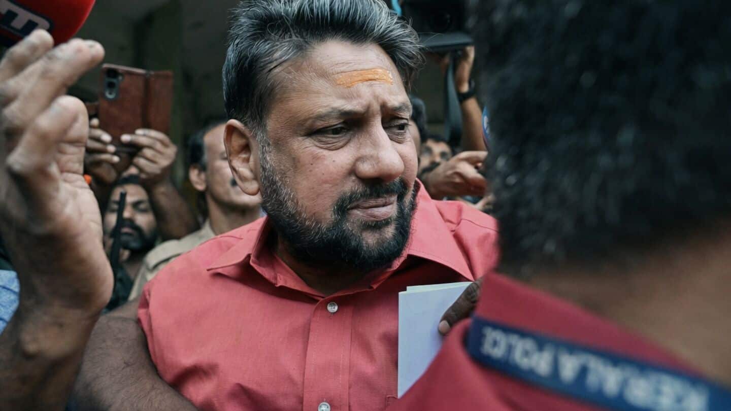 Sabarimala's Kandararu Rajeevaru asks to step down, names son