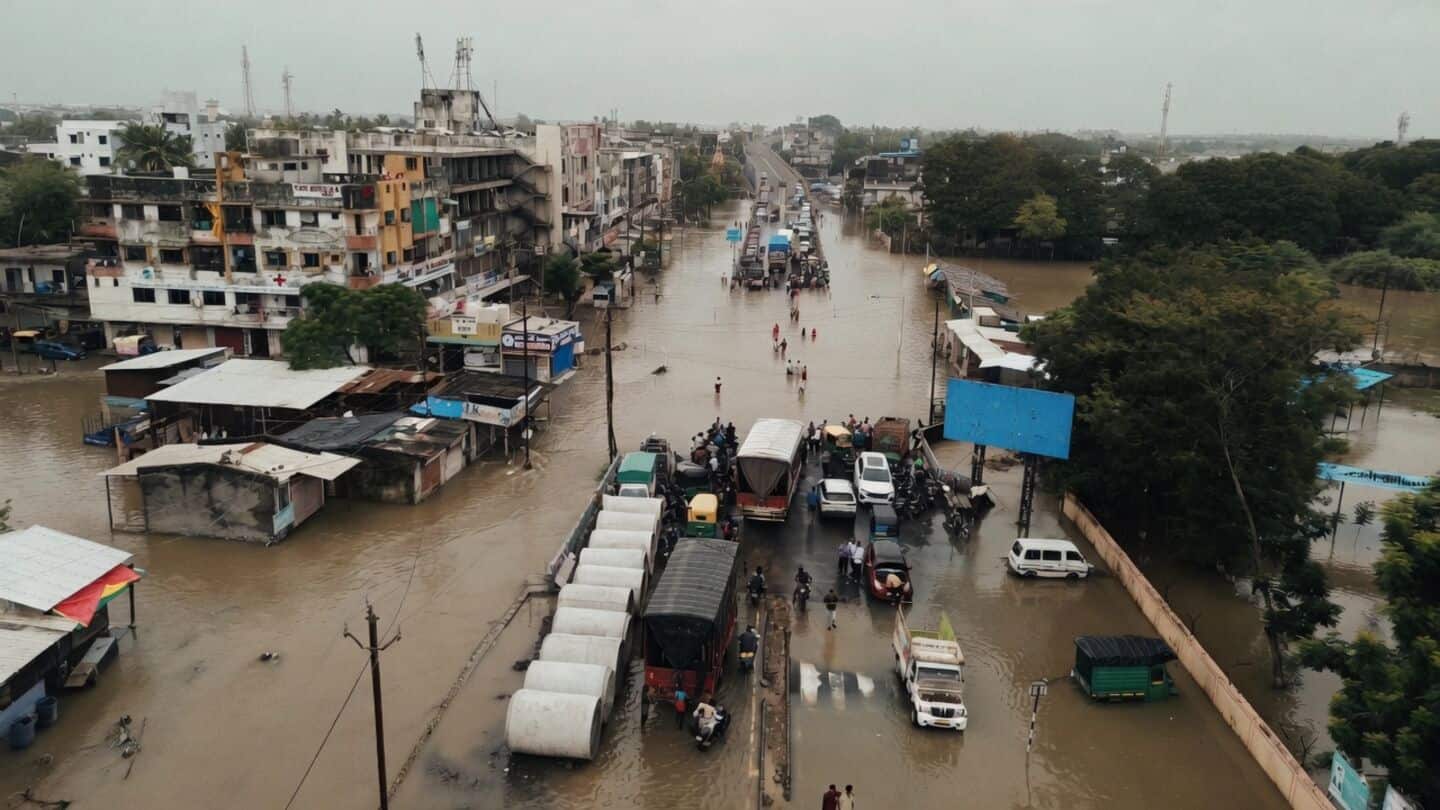 Surat floods kill 21 after nearly 1 3rd annual rainfall