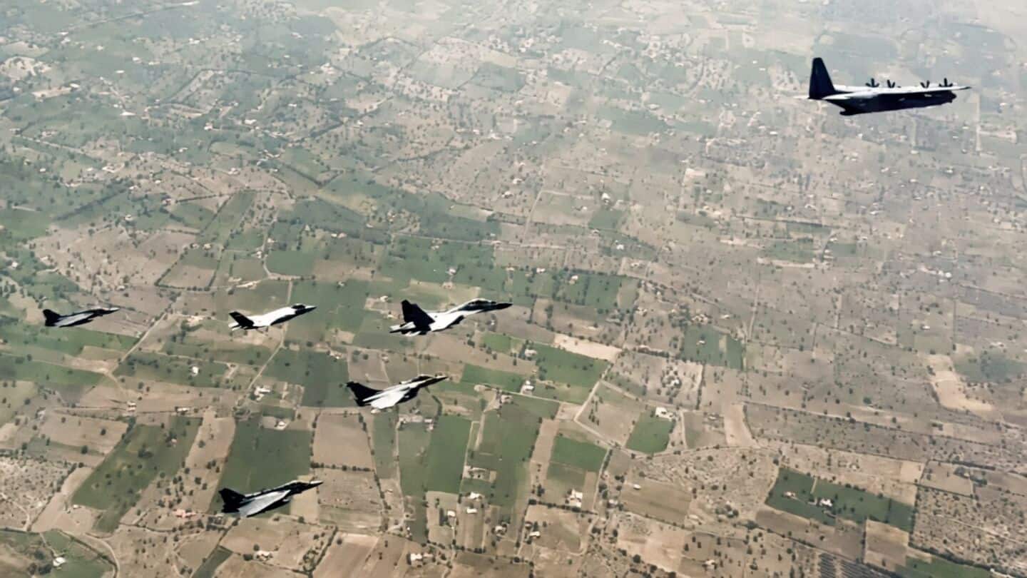 Indian Air Force marks 94th year with Varanasi air show