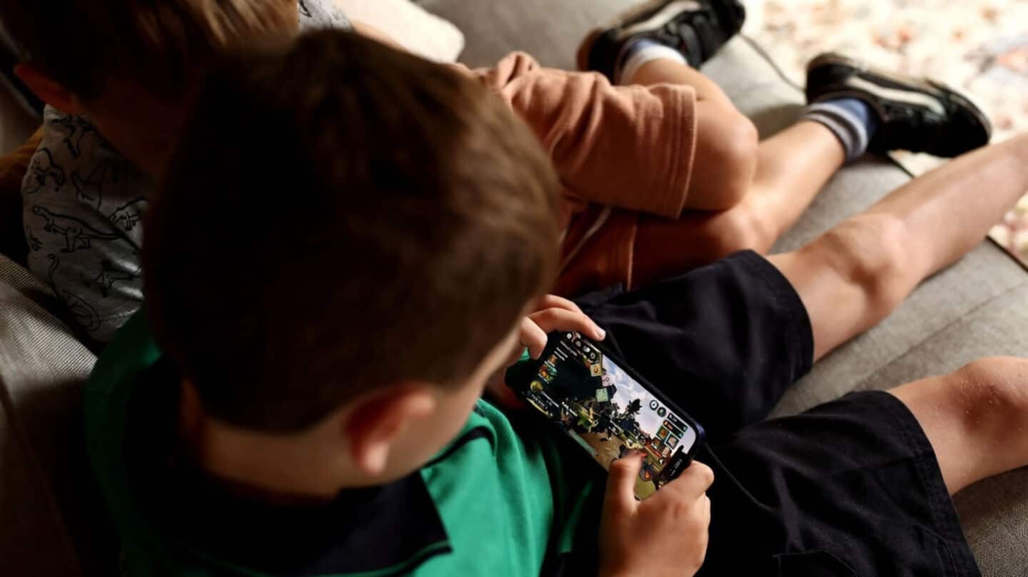 EU overhauls age verification app as developers spot security gaps