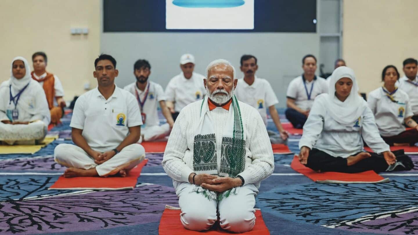 PM Modi to lead Kolkata Yoga Day, Guinness record attempt