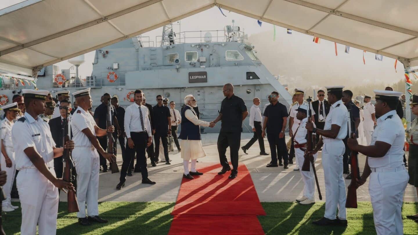 India sends 4 military advisers to Seychelles under defense pact