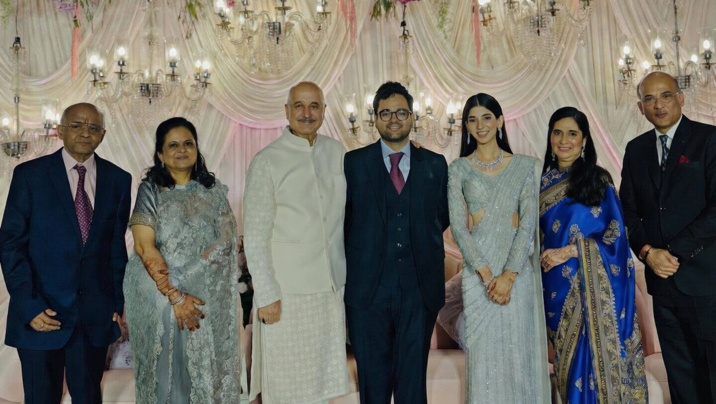 Anupam Kher shares pic from Sooraj's niece's wedding reception