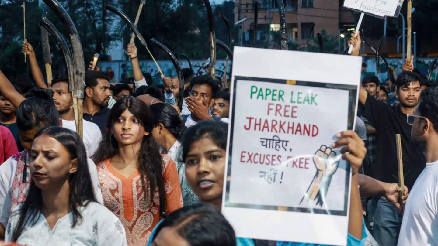 Jharkhand students form 11-member team over recruitment exam irregularities