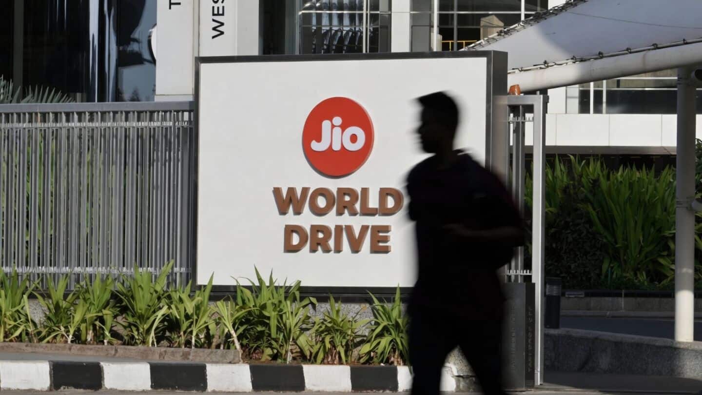 Jio Platforms plans ₹35,000cr IPO to pay debt and grow