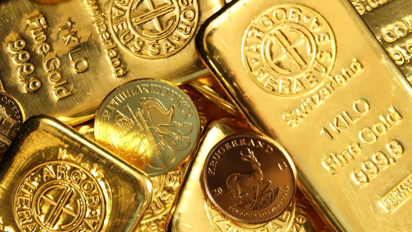 Investors turn to gold and silver as Mideast conflict escalates