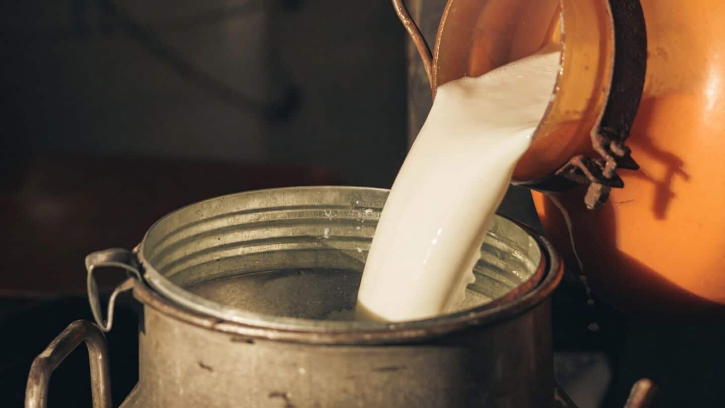 Mumbai wholesale milk prices to rise to ₹102 per liter
