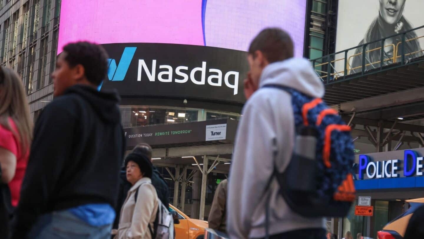 US futures dip as investors await Alphabet AI spending update