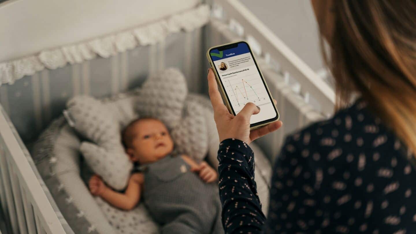 Nottingham researchers test BlueSky AI app for maternal depression