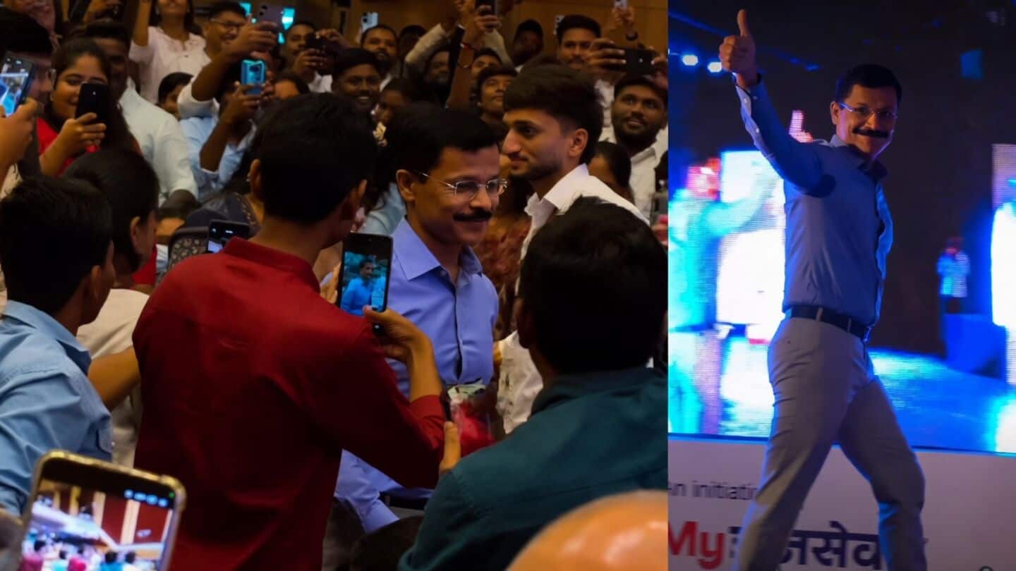 Tukaram Mundhe receives Pune standing ovation as 'Tukaram' sells 100,000