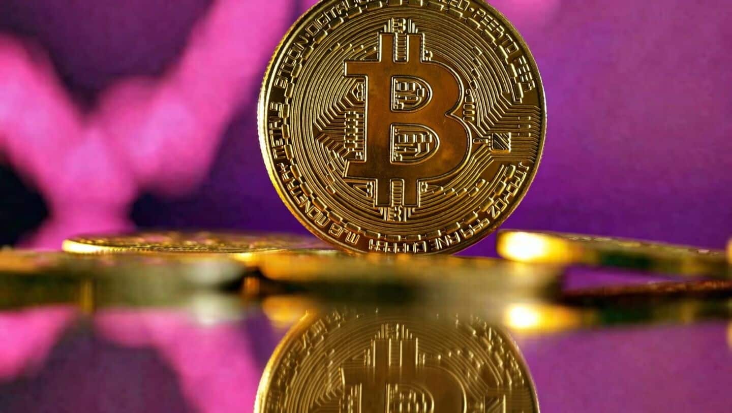 Bitcoin hits 12-week high $79,488 after Iran suggests Hormuz reopening