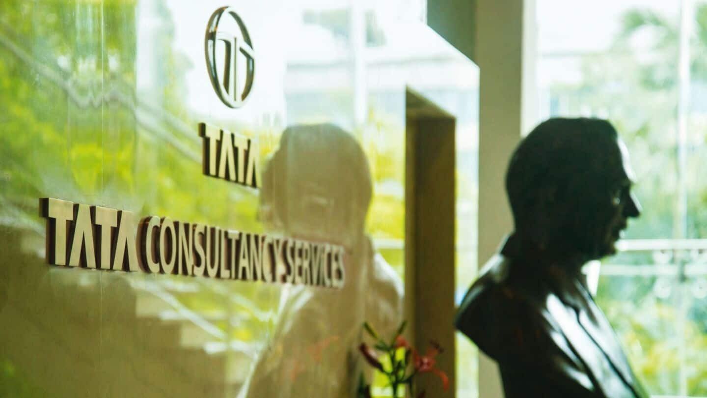 TCS moves around 12 senior executives after 0.5% dip