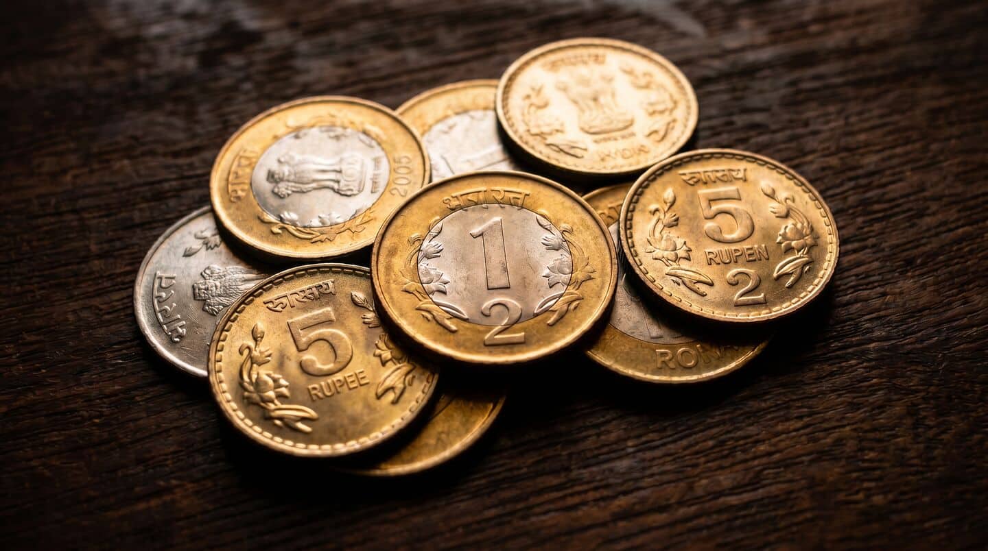 Indian rupee opens at 95.02 as US Fed signals hawkishness