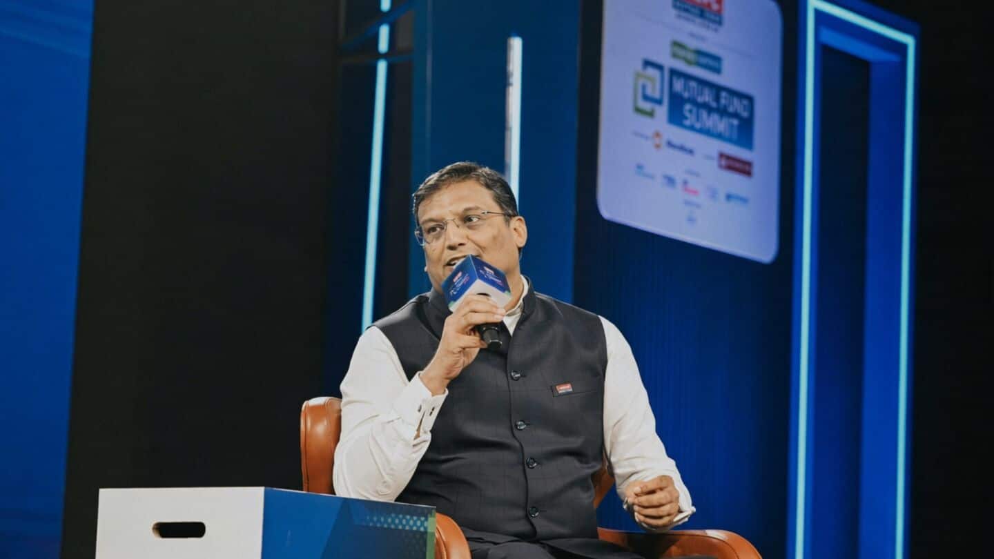 SEBI, fund chiefs back simpler investing rules at Moneycontrol Summit