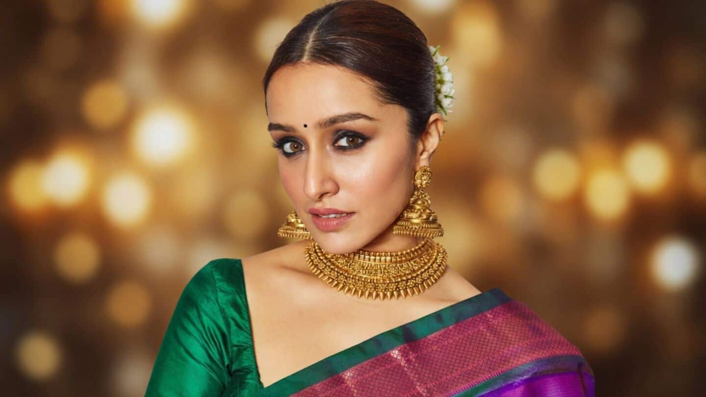 Kapoor to lead 'Eetha' biopic on Vithabai Narayangaonkar August 28