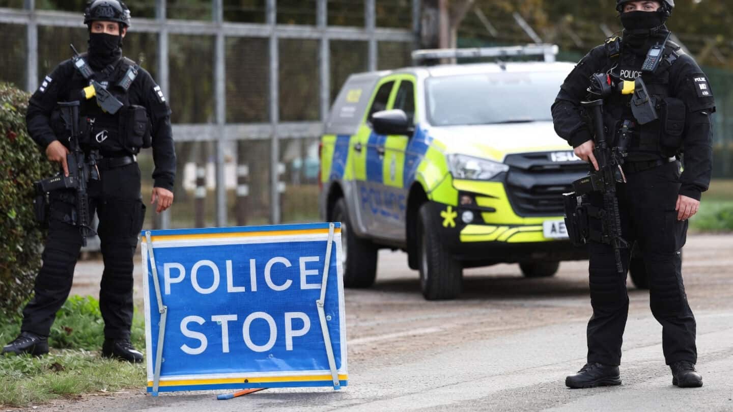 UK police arrest 22-year-old on terror suspicion near RAF Fairford