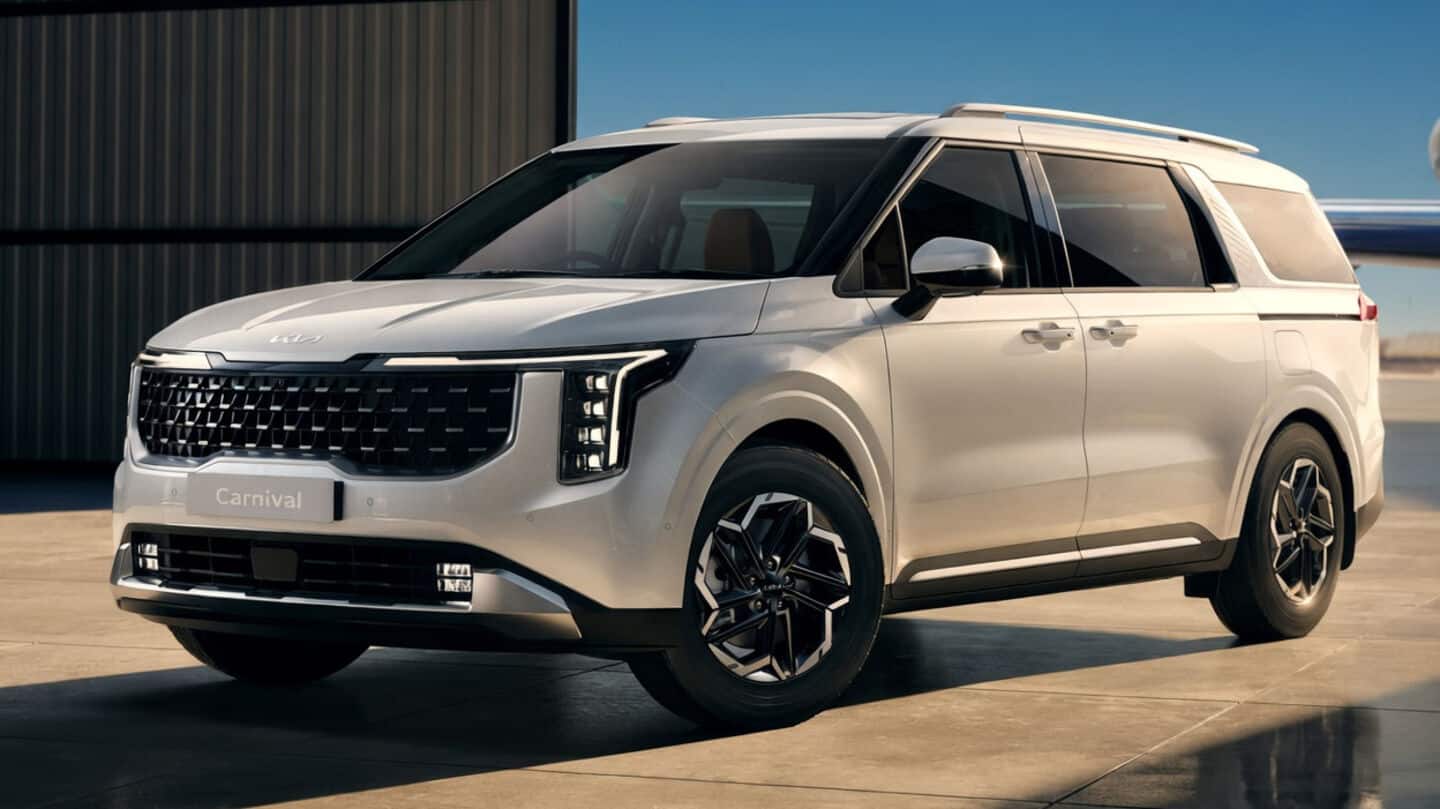 Kia unveils Carnival strong-hybrid for India at Sorento launch