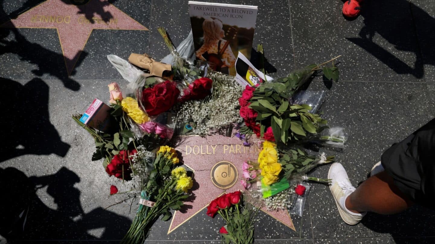 Parton's Hollywood Walk of Fame star fully restored after death