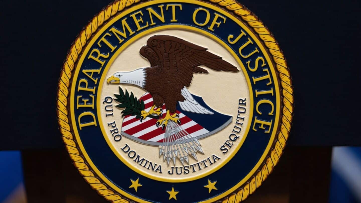 Justice Department backs President Trump's White House access ban