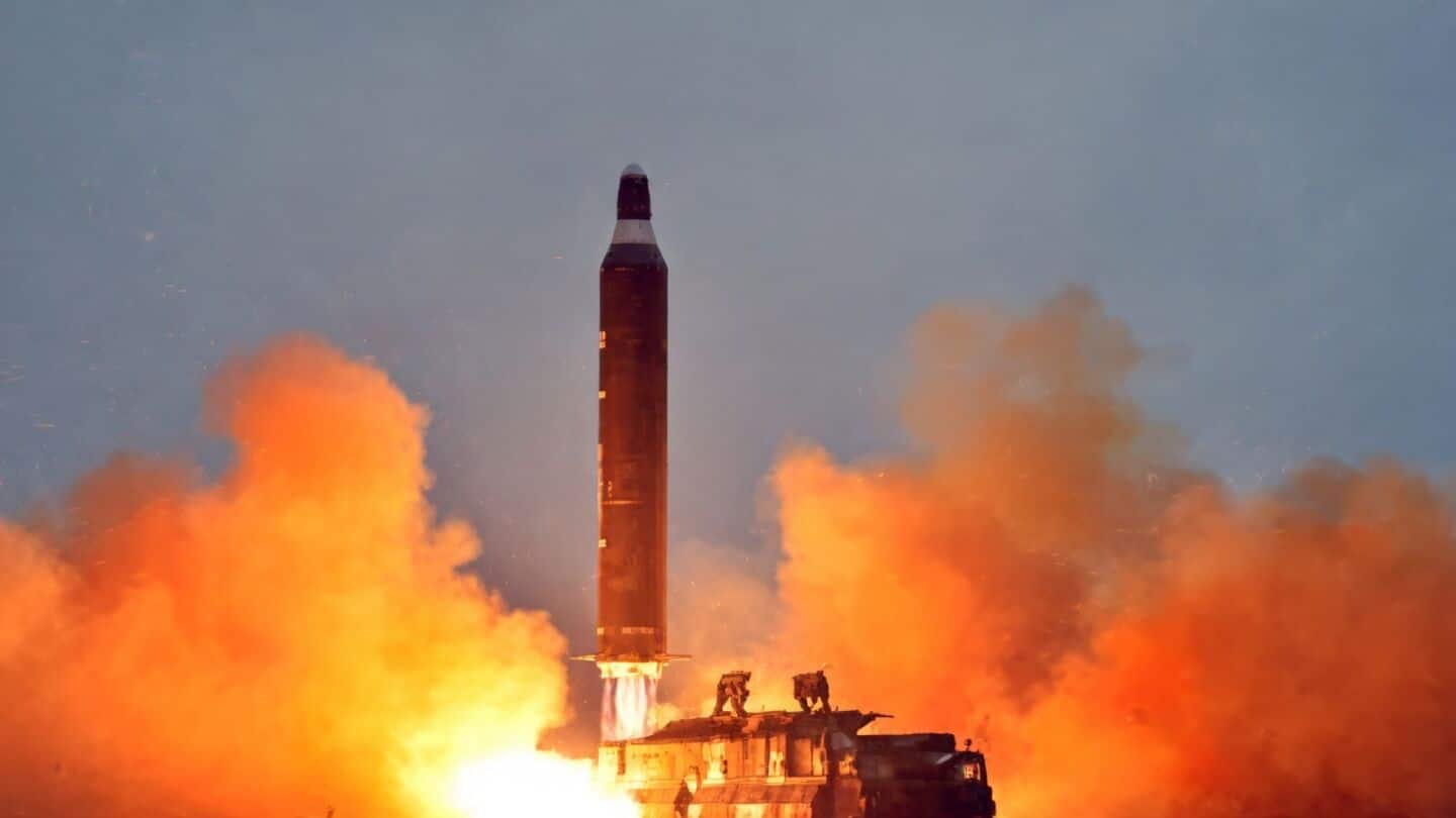 North Korea fires projectile into sea after Seoul hypersonic test