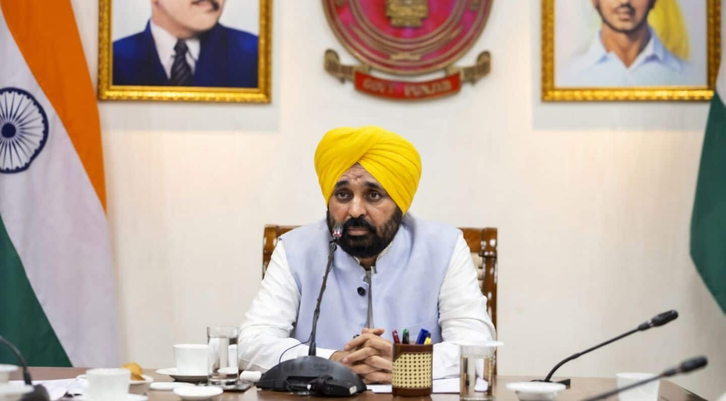 पंजाब सरकार का छात्र के आत्महत्या करने के बाद कड़ा रुख, अब 5 प्रतिशत बढ़ेगी निजी स्कूलों की फीस