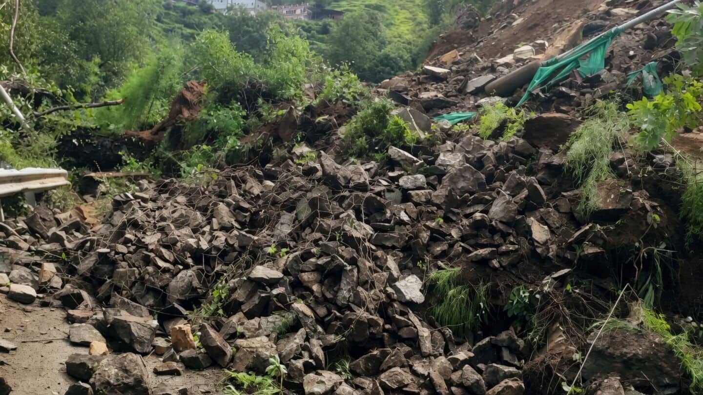 Monsoon landslides block Gangotri and Yamunotri highways, heavy vehicles stuck