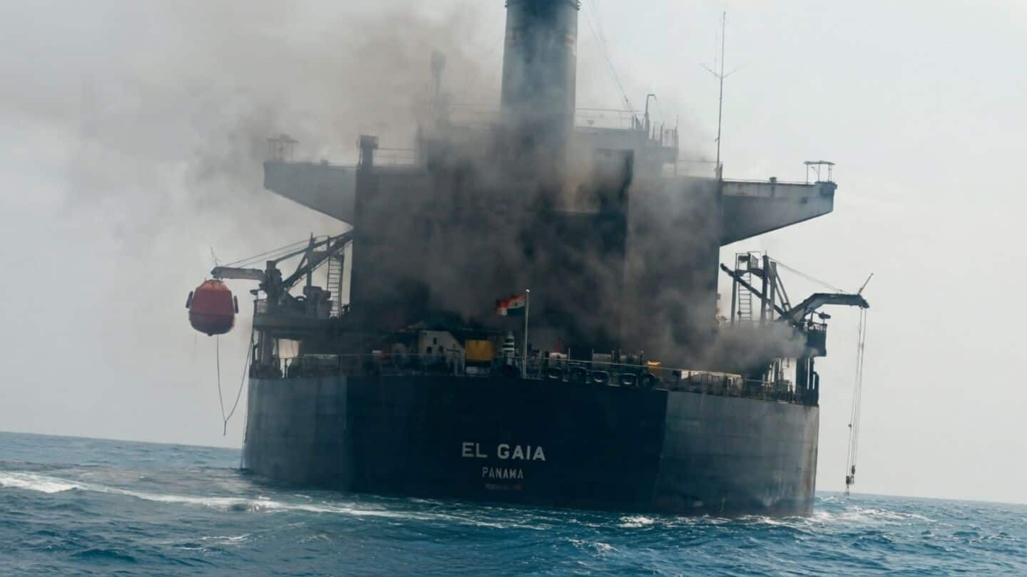 Oil prices slide as Fed decision looms amid strong dollar