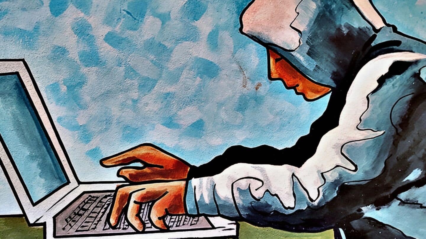 Mangaluru man loses ₹2.37L to Instagram escort booking scam