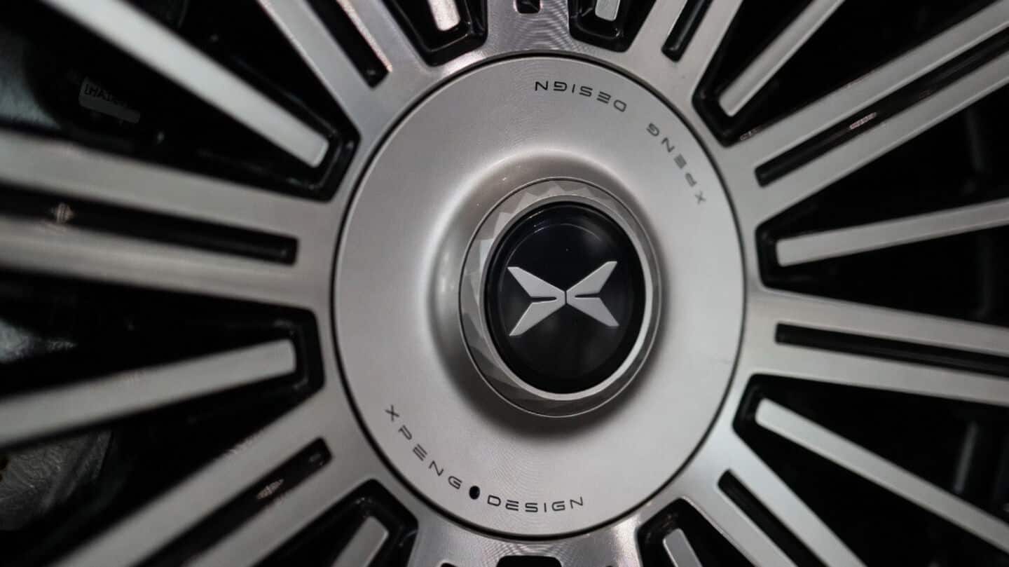 Xpeng starts mass production of its 1st robotaxi in Guangzhou