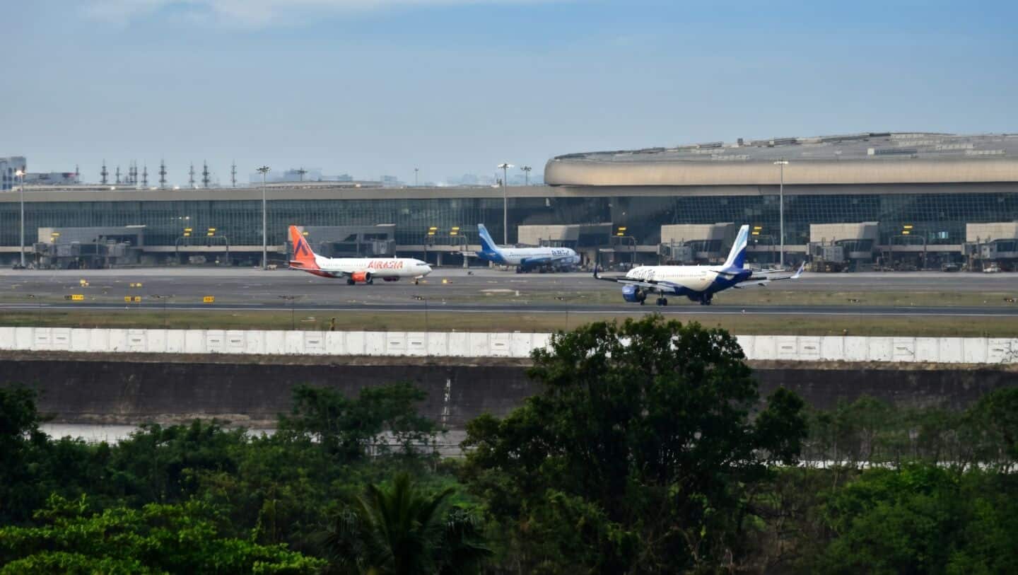 Airlines say new seat rule could raise ticket prices