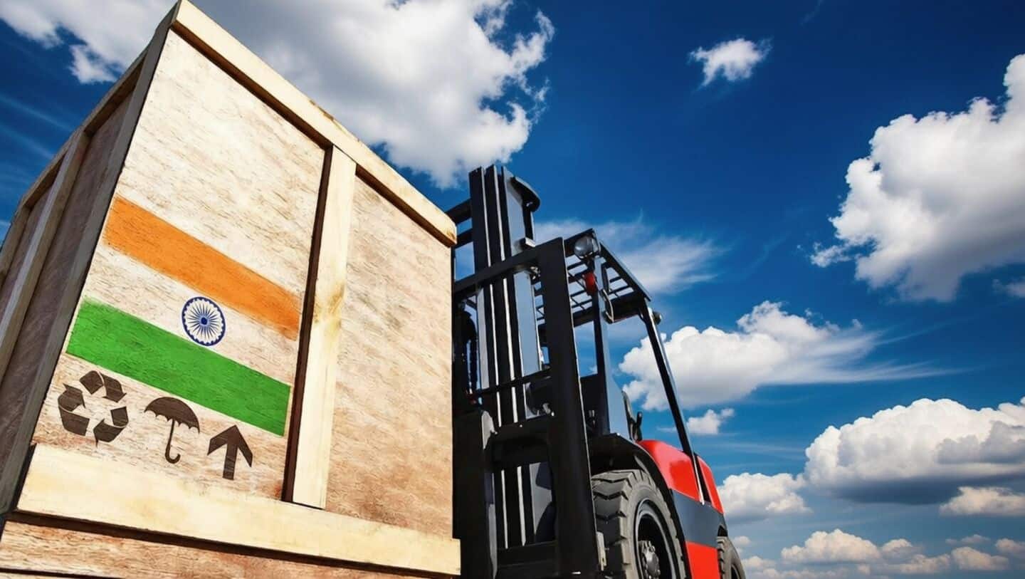 India's exports soar to record $863 billion in 2025-26
