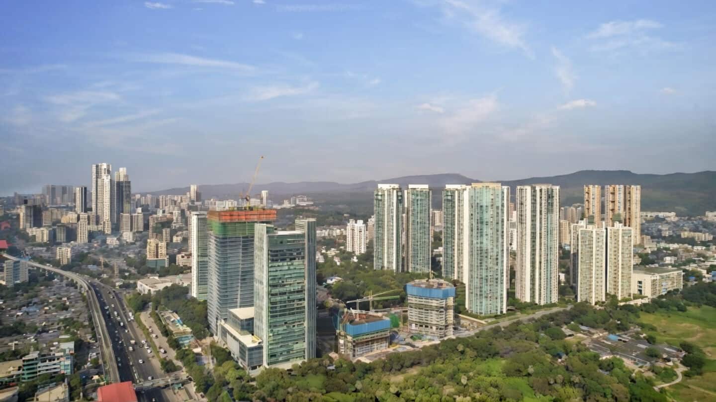 Oberoi Realty posts ₹703 cr profit and ₹1,750 cr revenue