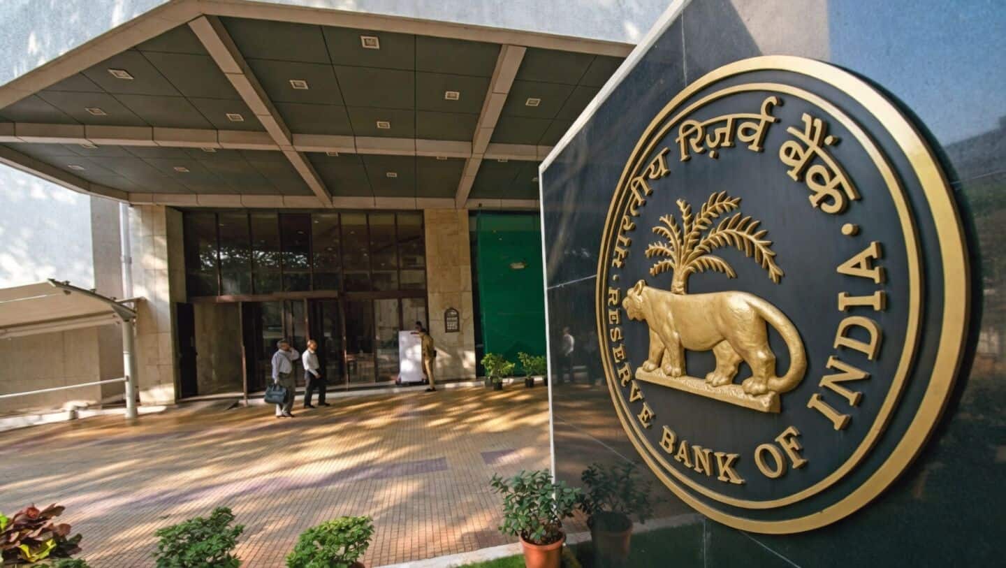 RBI lets banks restrict device features if loan agreements allow