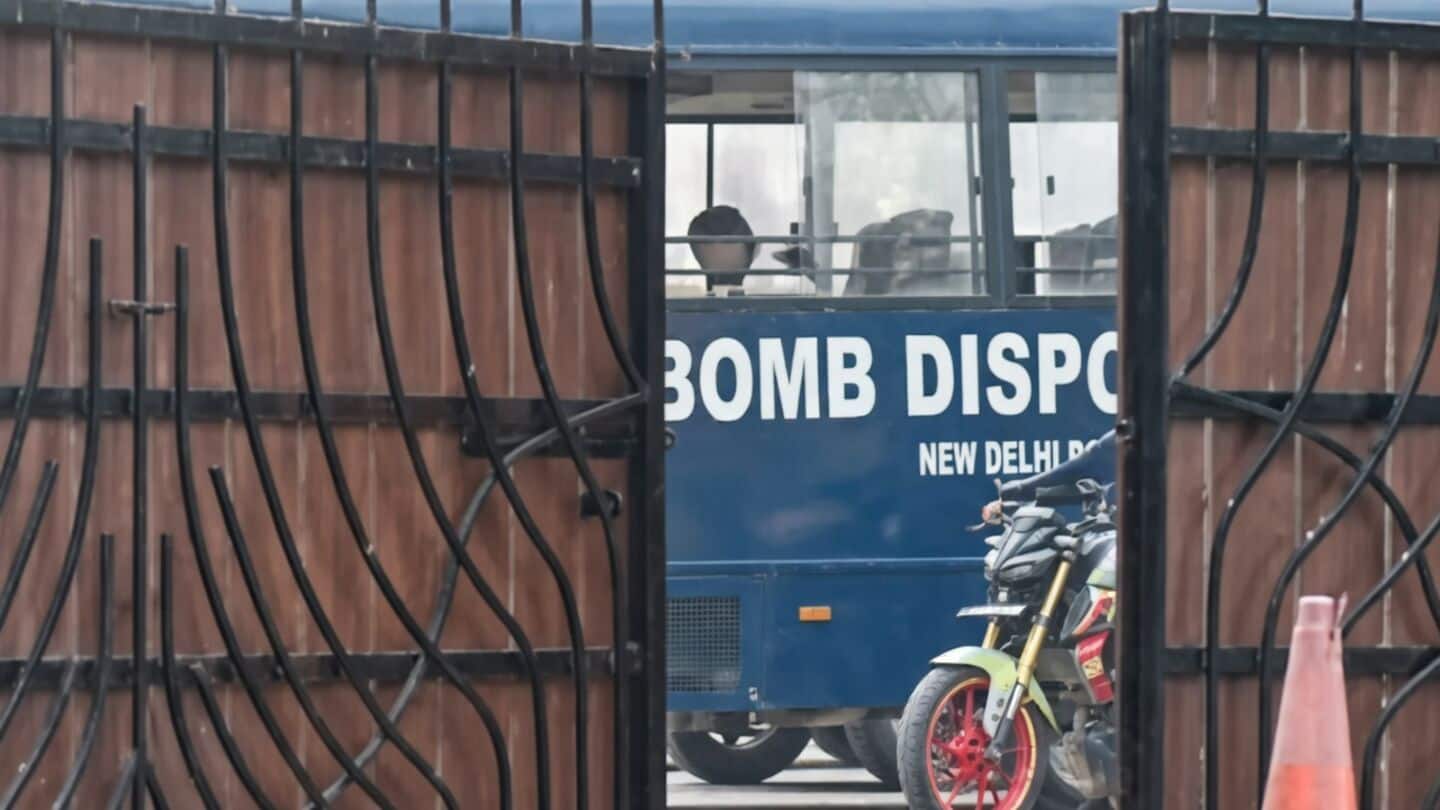 Delhi Assembly, Secretariat, Army Public School receive false bomb threats