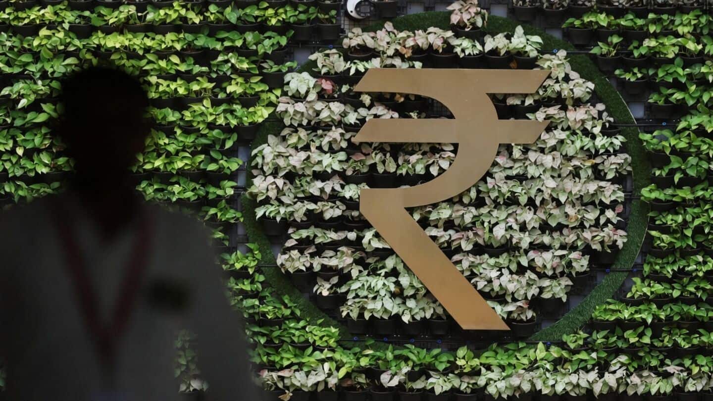 RBI creates dollar window and tightens rules to stabilize rupee