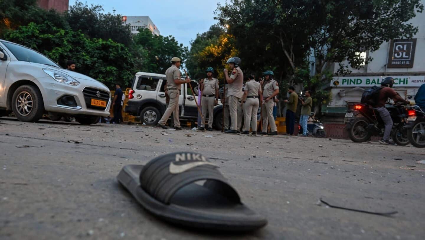 Cockroach Janta Party supporters clash with police in Connaught Place