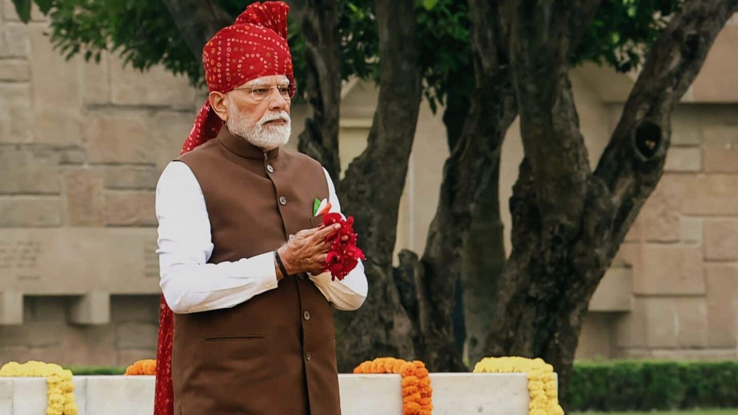 PM Modi pays tribute at Rajghat on 79th Independence Day (August 15, 2026)
